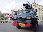 penjagaan-ketat-di-mapolres-karanganyar.jpg