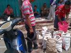 penjual-bahan-batu_20150112_110119.jpg