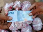 penjual-bunga-tabur-di-tpu-rorotan_20210812_011934.jpg