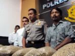 penjual-merica-palsu-dibekuk_20150629_204149.jpg