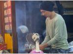 penjual-sate-padang-mirip-anji3456.jpg