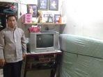 penjual-sepatu-keliling-disebut-punya-mobil-mewah.jpg