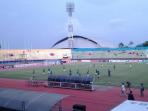 penonton-timnas-u23-sidoarjo_20150215_080653.jpg
