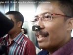 penuhi-panggilan-kpk-plt-wali-kota-batu-dicecar-12-pertanyaan_20171024_141536.jpg