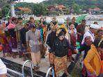 penumpang-membeludak-di-pelabuhan-klungkung.jpg