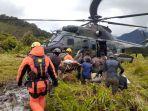 penumpang-susi-air-yang-jatuh-di-papua-dievakuasi-ini.jpg