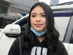 penyanyi-anneth-delliecia.jpg
