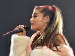 penyanyi-ariana-grande-tampil-dalam-acara-wango-tango_20170102_223604.jpg