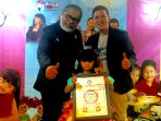 penyanyi-cilik-jessica-olivia-raih-penghargaan-kpai_20161025_115321.jpg