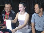 penyanyi-dangdut-zaskia-gotik_20160322_172655.jpg