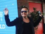 penyanyi-firman-siagian_20180202_112931.jpg
