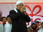 penyanyi-opick-hibur-anak-yatim-dhuafa_20150818_201923.jpg