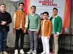 penyanyi-pemenang-amsb-2021-seno-m-hardjono-1-dari-kiri.jpg