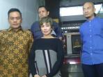 penyanyi-reza-artamevia-kasus-pelecehan-gatot-brajamusti_20160926_204124.jpg