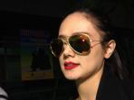 penyanyi-sekaligus-istri-ahmad-dhani-mulan-jameela-2_20160329_215147.jpg