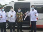 penyerahan-6-unit-mobil-bank-dki-untuk-pmi.jpg