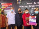 penyerahan-bantuan-di-jaktim.jpg