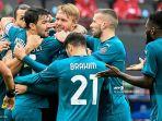 penyerang-ac-milan-zlatan-ibrahimovic-saat-berhadapan-dnegan-udinese.jpg