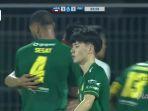 penyerang-andalan-persebaya-taisei-marukawa-saat-pertandingan.jpg