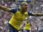 penyerang-arsenal-theo-walcott-selebrasi_20150531_013143.jpg