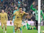 penyerang-barcelona-raphinha-merayakan-setelah-mencetak-gol-pertama-timnya.jpg