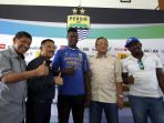 penyerang-baru-persib-ezechiel-aliadjim-ndouassel_20170808_202922.jpg
