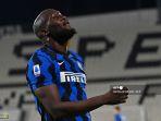 penyerang-belgia-inter-milan-romelu-lukaku-bereaksi-setelah-kehilangan-peluang-gol.jpg