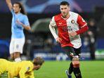 penyerang-feyenoord-asal-meksiko-29-santiago-gimenez-merayakan-gol.jpg