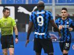 penyerang-inter-milan-asal-argentina-lautaro-martinez-merayakan-dengan-romelu-lukaku.jpg