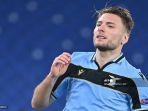 penyerang-italia-lazio-ciro-immobile-bereaksi-selama-pertandingan-sepak-bola.jpg