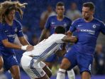 penyerang-lyon-memphis-depay_20180808_055441.jpg