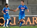 penyerang-napoli-arkadiusz-milik_20170820_045506.jpg