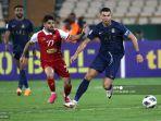 penyerang-nassr-asal-portugal-07-cristiano-ronaldo-dan-gelandang-persepolis-asal-iran.jpg