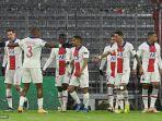 penyerang-paris-saint-germain-kylian-mbappe-kanan-merayakan-gol-pembuka-bersama-rekannya.jpg