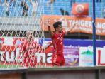 penyerang-persija-jakarta-aji-kusuma-berselebrasi-seusai-mencetak-gol.jpg
