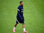 penyerang-prancis-kylian-mbappe-menghadiri-sesi-latihan-di-stade-de-france.jpg