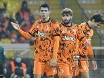penyerang-spanyol-juventus-alvaro-morata-kiri-merayakan-dengan-manolo-portanova.jpg
