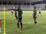 penyerang-timnas-indonesia-greg-nwokolo-2.jpg
