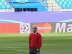 pep-guardiola-ditengahlapangan_20160427_100917.jpg
