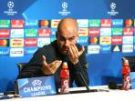 pep-guardiola-jumperssss_20160919_022512.jpg