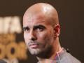 pep-guardiola-liatin-apaan-yeeee.jpg