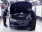 perakitan-bmw-7-series-di-indonesia_20161201_153153.jpg