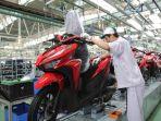 perakitan-skutik-honda-vario.jpg