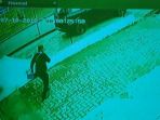 perampok-yang-membawa-148-juta-dari-bank-btpn-terekam-kamera-cctv_20180710_170145.jpg