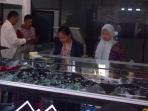 perampokan-toko-emas-di-brebes_20150111_002710.jpg