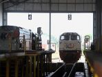 perawatan-lokomotif-di-depo-cipinang_20210429_150329.jpg