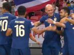 perayaan-gol-pertama-yang-dibukukan-chanathip-songkrasin.jpg