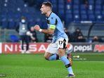 perayaan-gol-striker-lazio-ciro-immobile-usai-membobol-gawang-club-brugge.jpg