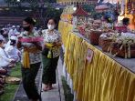 perayaan-hari-raya-galungan-di-pura-kertajaya-kota-tangerang_20220609_053235.jpg