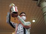 perayaan-persis-solo-juara-di-rumah-dinas-walikota-solo_20220101_214715.jpg
